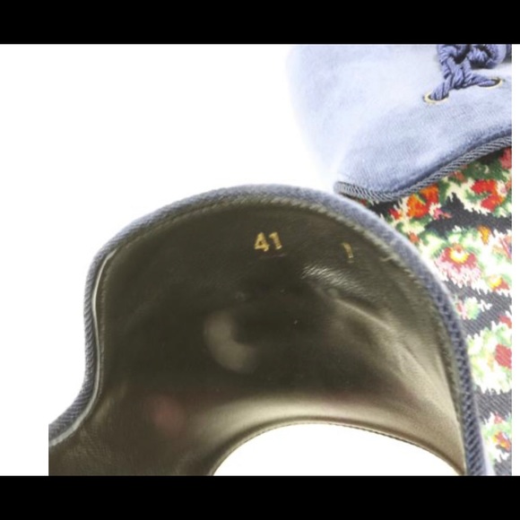 Christian Louboutin Pacha Blue Velvet Slides - Picture 3 of 9